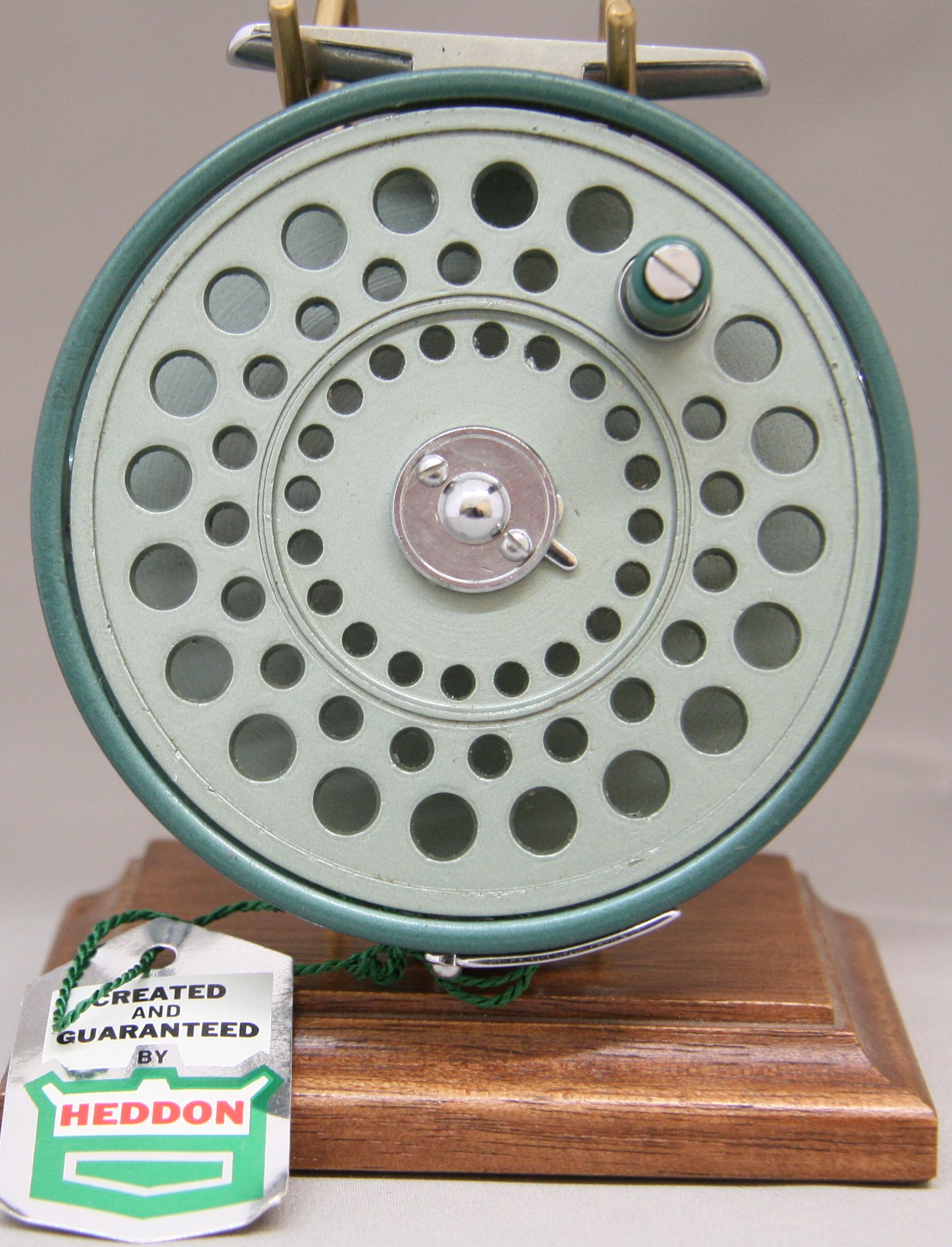 First Cast Fly Fishing: Vintage Fly Fishing Reels: Keep it or Toss it?